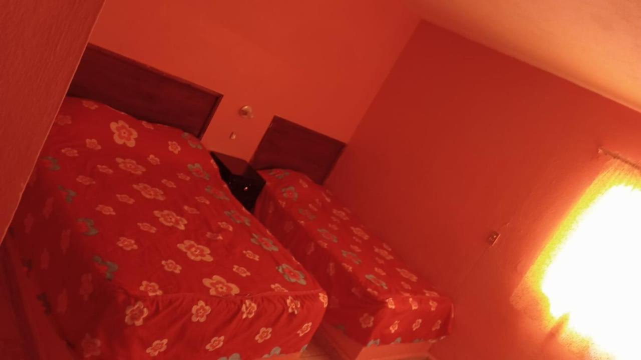 Hotel Rocio Cedral Bagian luar foto