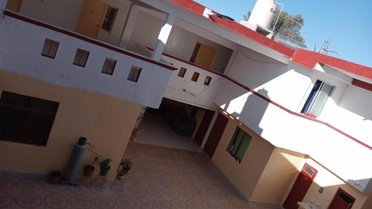 Hotel Rocio Cedral Bagian luar foto